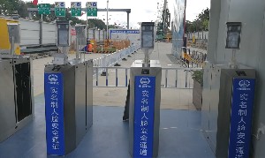深圳白石洲車管所人臉臉識別+平移閘